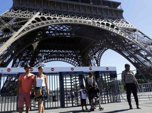Demi Keamanan, Menara Eiffel Bakal Dibungkus Kaca Anti Peluru