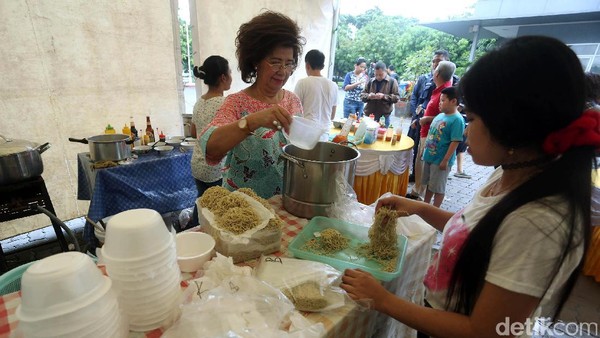 Santap Bakmi Gratis di TPS 54