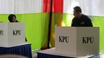 Temani Agus Nyoblos, Annisa Pohan Berhijab