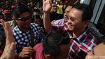 Ahok Disambut Meriah di Rumah Lembang