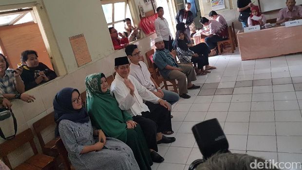 Nyoblos di Serang, Cawagub Embay: Hasil Akhir di Tangan Allah