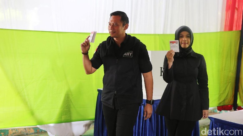 Agus Yudhoyono Kembali akan Mencoblos di TPS Cibeber Agus Yudhoyono Kembali akan Mencoblos di TPS Cibeber