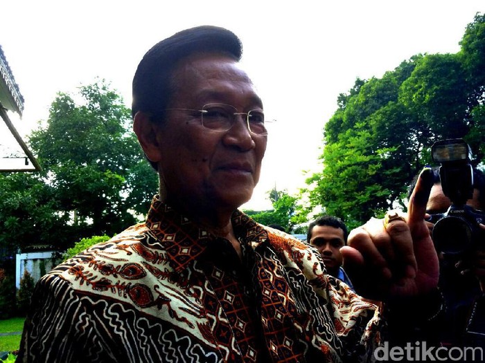 Nyoblos Bareng Keluarga, Sultan HB X: Jangan Golput