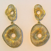 Gelang Berbentuk Sayuran Kale Ini Dijual Rp.18,6 Juta