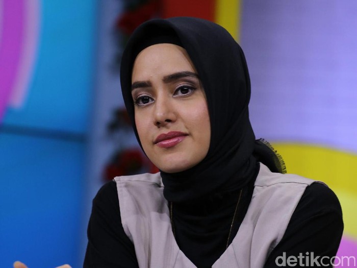 HUT ke-31, Fairuz Didatangi A Rafiq