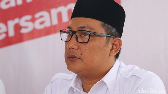 Timses Anies Laporkan Kontrak Palsu Syariat Islam ke Bawaslu DKI