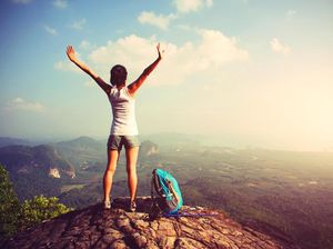Tiket Pesawat Domestik Mahal, Milenial Masih Mau Liburan dalam Negeri?