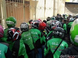 Kata Go-Jek Soal Aturan Baru Taksi Online