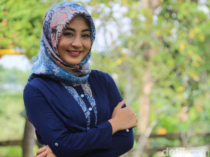 Bongkar Bagasi Margin Wieheerm, Banyak Jaket dan Alat Salat