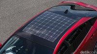 Baterainya kini menggunakan baterai ion lithium berkapasitas yang lebih besar. Digabungkan dengan efisiensi di sistem plug in hybrid-nya, jarak jelajah dalam mode listrik meningkat menjadi 68,2 km.