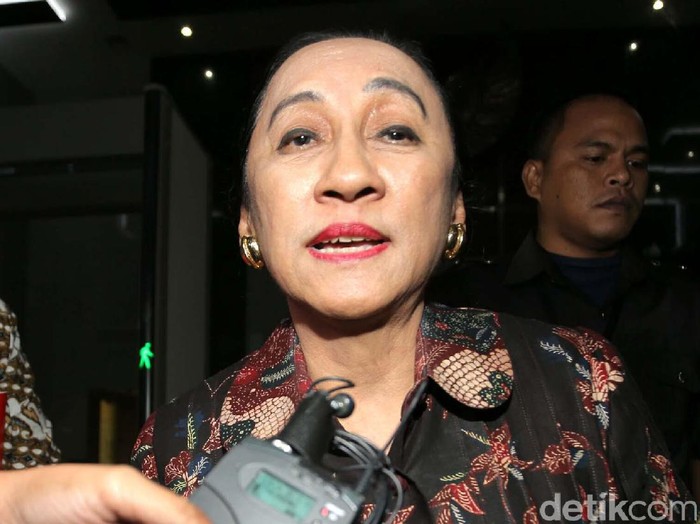 Usai Diperiksa, Hakim MK Maria: Semoga Tidak Dipanggil KPK Lagi