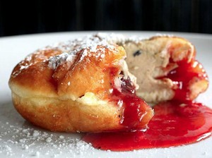 Donat Foie Gras dan Donat Basil, Varian Rasa Donat Unik (1)