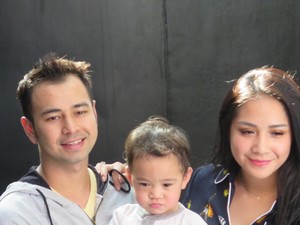 Nagita Slavina Minta Kado Umrah, Raffi Ahmad Kabulkan