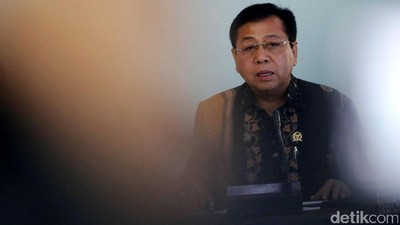 Lika-liku Novanto: Tersangka, Sakit, Kini Bebas