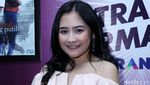 Cantiknya Prilly Latuconsina di Sinetrans