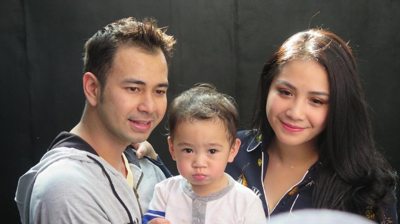 Warnai Rambut Demi Rafathar Raffi Ahmad Alami Kerontokan