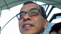 Emir mengaku akan berlaku kooperatif dengan memberikan keterangan apa adanya kepada penyidik KPK.