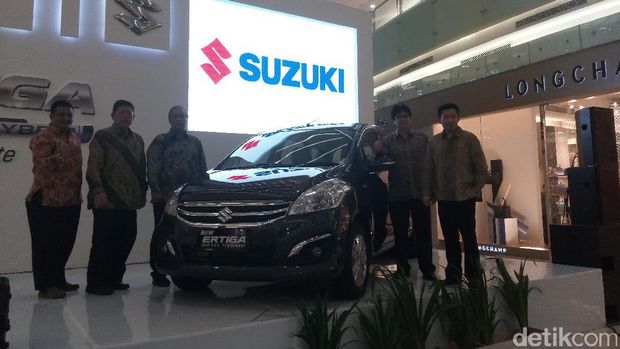 Belum Launching, Di Surabaya Suzuki Ertiga Sudah Dipesan 60 Unit