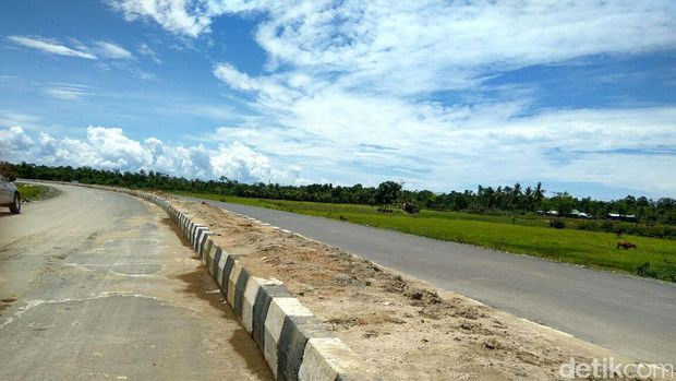 Jalan Trans Papua-di Sorong