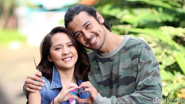 Cantiknya LALA Karmela Cantiknya LALA Karmela
