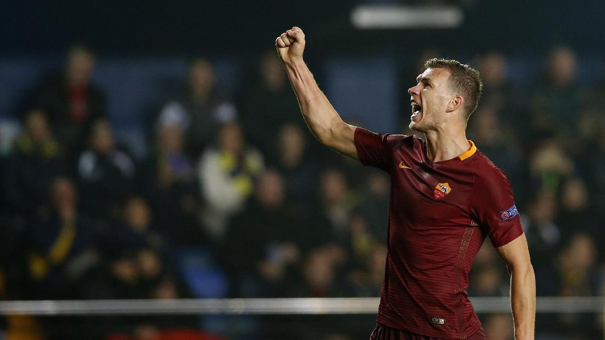 Penyerang AS Roma Edin Dzeko (Foto: REUTERS/ Albert Gea)