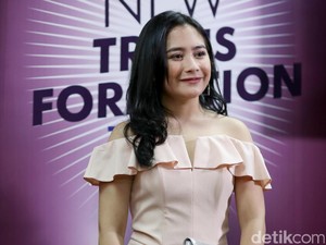 Yuk! Intip Video Wawancara Prilly Latuconsina Cerita Awal Kariernya