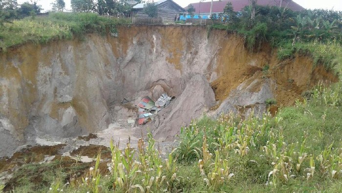 Longsor di Karo Sumut, Bangunan PAUD Ikut Amblas