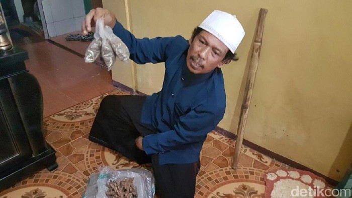 Permohonan Ayah Siti Aisyah yang Berdagang Rempah-rempah