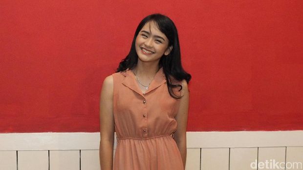 Ikha JKT48: Biarpun Pesek, Hidung Aku Bikin Hoki