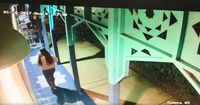 Taruh Bacon di Depan Masjid, Wanita Ini Ditangkap Polisi