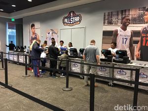 Ada All-Star Weekend, Toko Dadakan NBA Diserbu Pengunjung