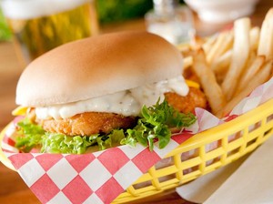 5 Resto Fast Food Populer di Jepang yang Punya Burger hingga Bento Enak