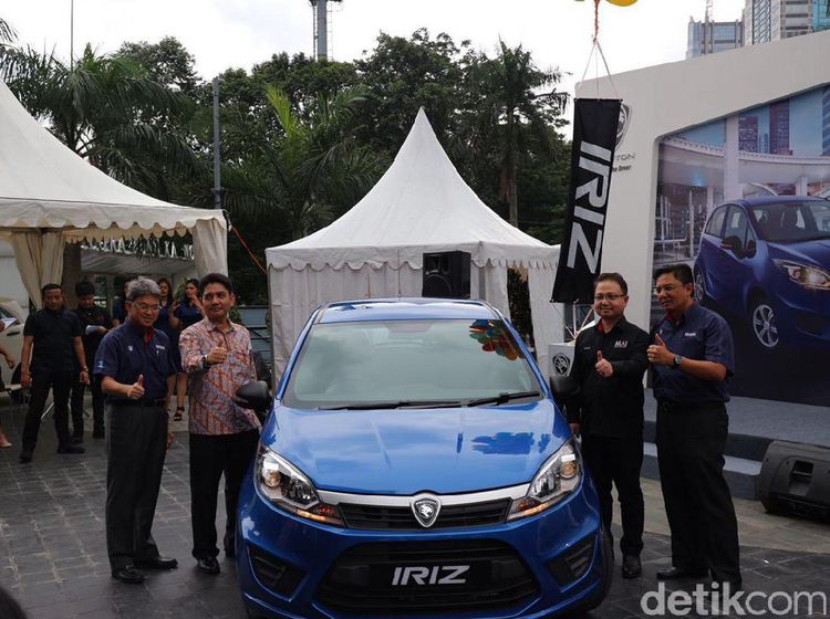 Proton Iriz Meluncur, Harganya Rp 175,25 Juta