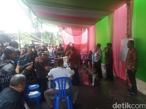 Anies-Sandi Menang dalam Pencoblosan Ulang di Utan Panjang