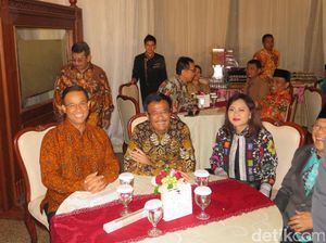 Akrab Semeja dengan Anies di Resepsi Pernikahan, Djarot: Teman Lama