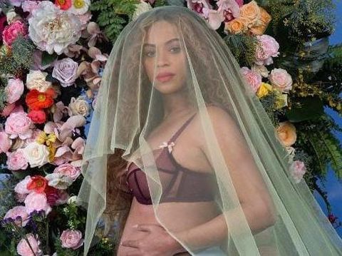 5 Foto Selebriti yang Dapat 'Like' Terbanyak di Instagram