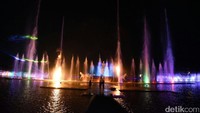 Traveler yang liburan ke Purwakarta, jangan sampai melewatkan untuk berkunjung ke destinasi ini. Di sekitar kawasan ini juga ada pusat jajanan kuliner Sate Maranggi yang khas dari Purwakarta (Tri Ispranoto/detikTravel)