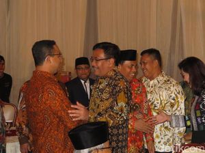 Potret Keakraban Anies dan Djarot Hadiri Pernikahan Putra Habib Ali
