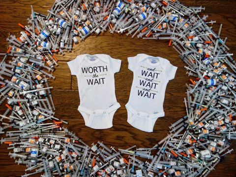 Onesie buatan pasangan Lauren dan Garyt Walker