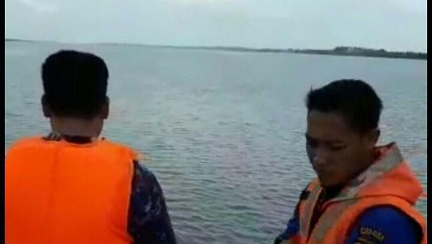 Dua orang dinyatakan tewas dan 1 orang masih hilang dalam insiden ini.