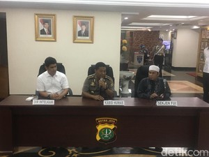 Bantah akan Duduki Gedung DPR, FUI Tegaskan 212 Aksi Damai