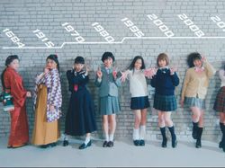 Pose Imut Siswi Jepang dari Masa ke Masa