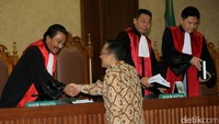 Sidang putusan Irman akan dibacakan di Pengadilan Tipikor, Jl Bungur Besar Raya, Jakarta Pusat, Senin (20/2/2017). Sidang dipimpin ketua majelis hakim Nawawi Pomolango.