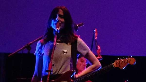 Kencan Singkat Bersama Warpaint Kencan Singkat Bersama Warpaint