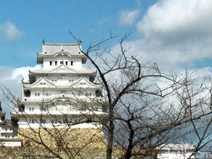 Kastil Himeji di Jepang Naikkan Harga 200 Persen untuk Turis Asing