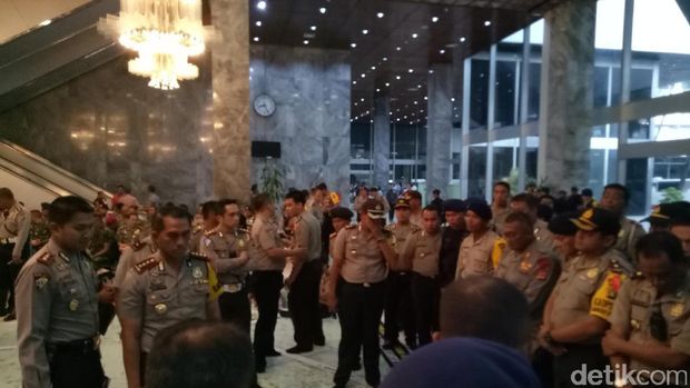 Jelang Aksi 212, Ini Persiapan Aparat Keamanan di Kompleks DPR 