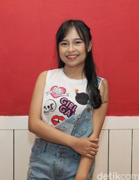 Lisa JKT48 Punya Mimpi Kuliah ke Luar Negeri