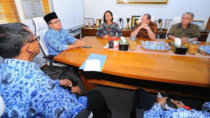 Banyuwangi Kerja Sama dengan Belanda Kembangkan Tanaman Cabai