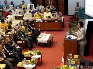Utang Tak Jadi Andalan Sri Mulyani Bangun Infrastruktur RI