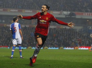 Liam Gallagher: Zlatan Ibrahimovic Mirip Ayam di Film Kartun